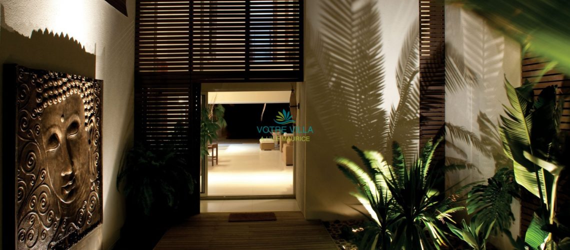 Sentosa-Ile Maurice-court intérieure la nuit