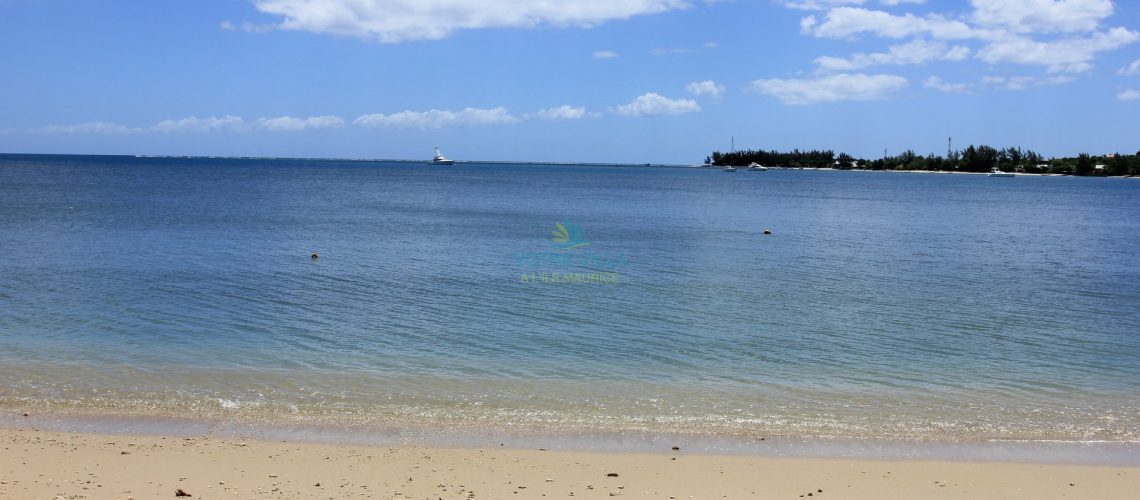 Coastal Haven-Ile Maurice-beach in front