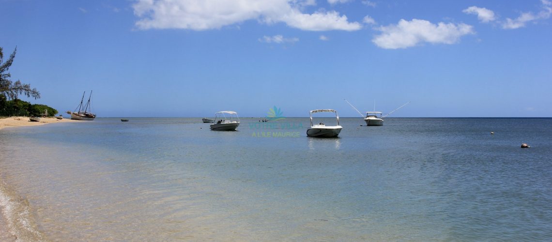 Coastal Haven-Ile Maurice-beach left